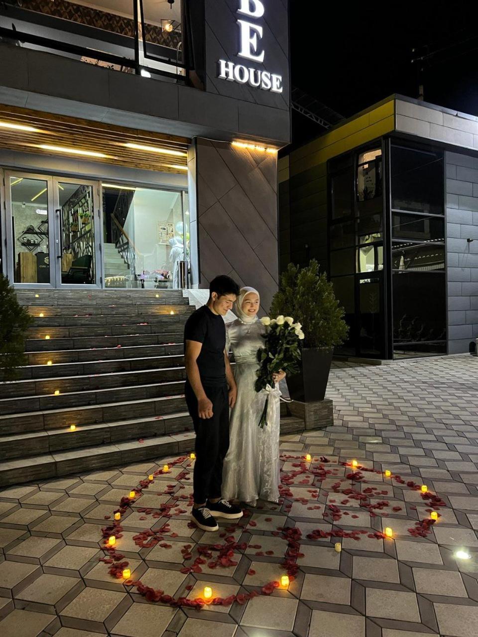 Cube House Osh Hotel Exterior foto