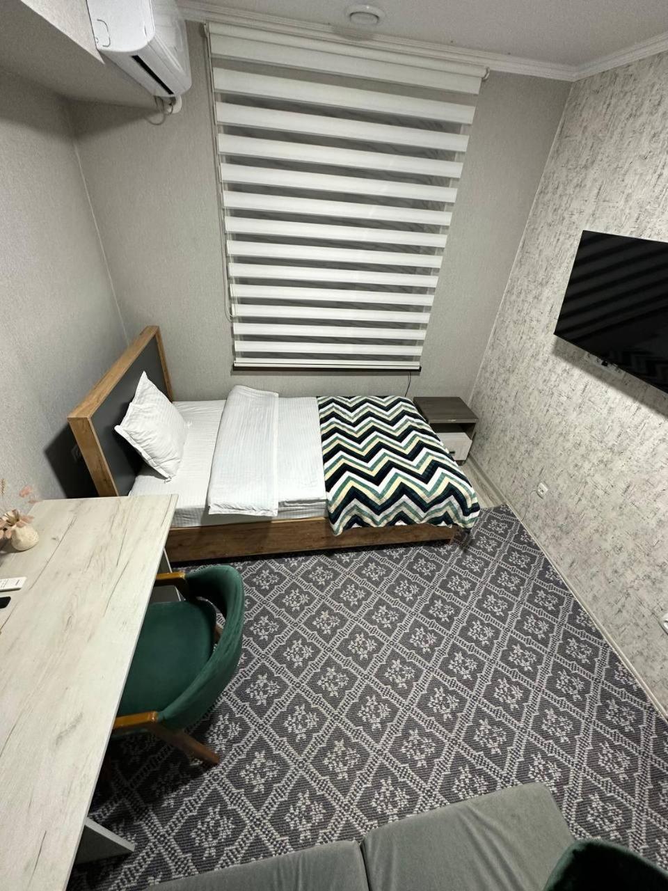 Cube House Osh Hotel Exterior foto